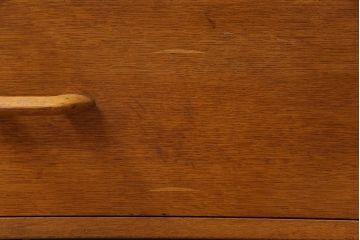 ヴィンテージ家具　リペイント　北欧ビンテージ　G-PLAN(ジープラン)　サニーオーク&チャイニーズホワイト　レトロモダンなダブルチェスト(サイドボード)