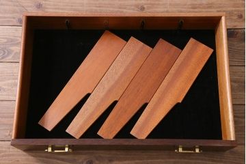 ヴィンテージ家具　北欧ビンテージ　G-PLAN　BBシリーズ　シックモダンなサイドボード(リビングボード)