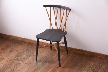 イギリスビンテージ　ペイント家具　ERCOL(アーコール)　シックなカラーが格好いいエックスバックチェア(クロスバックチェア)