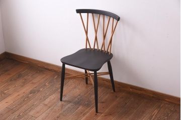 イギリスビンテージ　ペイント家具　ERCOL(アーコール)　シックなカラーが格好いいエックスバックチェア(クロスバックチェア)(1)