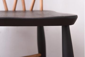 イギリスビンテージ　ペイント家具　ERCOL(アーコール)　シックなカラーが格好いいエックスバックチェア(クロスバックチェア)(1)