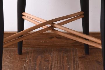イギリスビンテージ　ペイント家具　ERCOL(アーコール)　シックなカラーが格好いいエックスバックチェア(クロスバックチェア)(1)