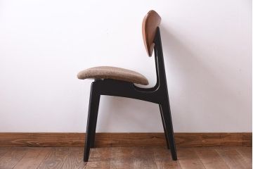 ヴィンテージ家具　北欧ビンテージ　G-PLAN(ジープラン)　ミッドセンチュリーな雰囲気が格好いいバタフライチェア(ダイニングチェア)