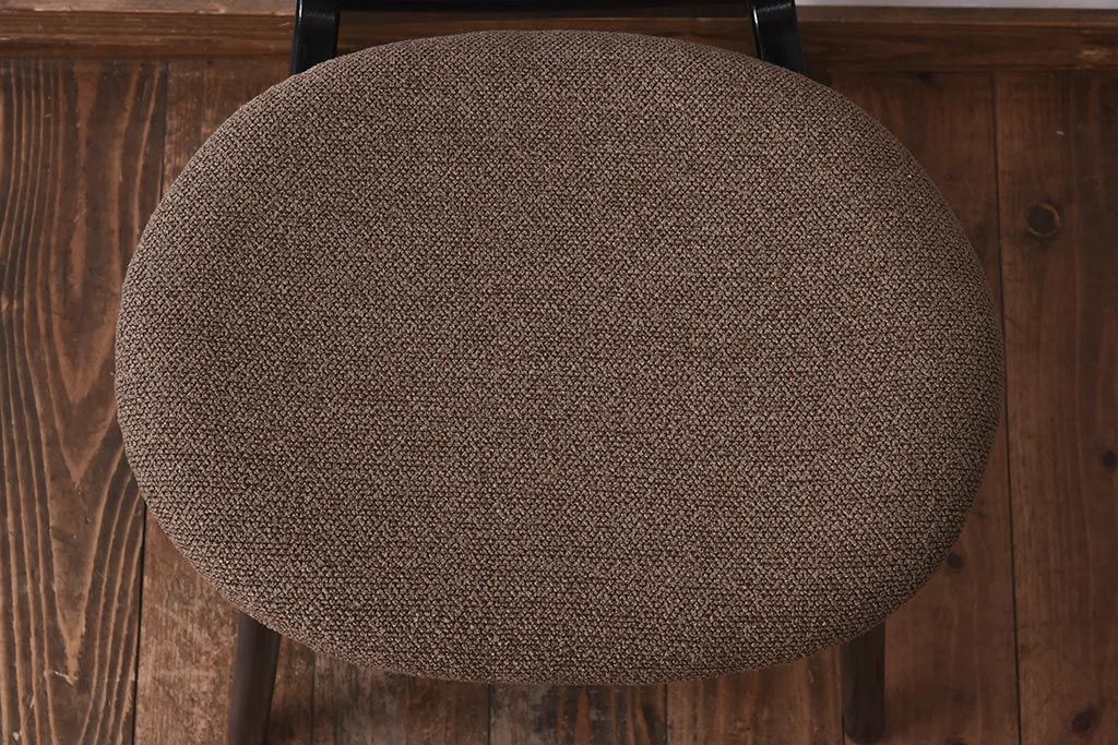 ヴィンテージ家具　北欧ビンテージ　G-PLAN(ジープラン)　ミッドセンチュリーな雰囲気が格好いいバタフライチェア(ダイニングチェア)