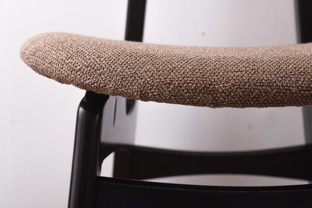 ヴィンテージ家具　北欧ビンテージ　G-PLAN(ジープラン)　ミッドセンチュリーな雰囲気が格好いいバタフライチェア(ダイニングチェア)