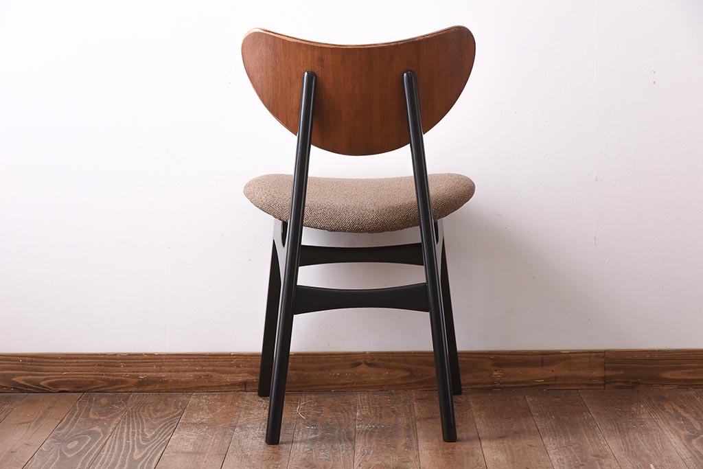 ヴィンテージ家具　北欧ビンテージ　G-PLAN(ジープラン)　ミッドセンチュリーな雰囲気が格好いいバタフライチェア(ダイニングチェア)