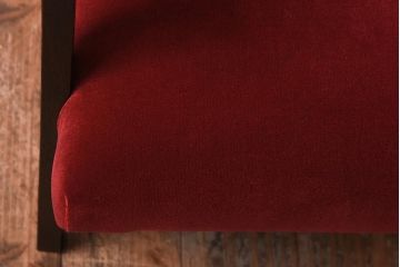 アンティーク家具　和製アンティーク　ナラ材　落ち着いた赤い座面が存在感を放つ一人掛けソファ(アームチェア)