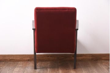 アンティーク家具　和製アンティーク　ナラ材　落ち着いた赤い座面が存在感を放つ一人掛けソファ(アームチェア)(1)
