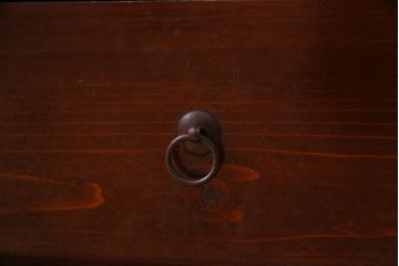 アンティーク家具　和製アンティーク　前面ケヤキ材　上品な和の雰囲気漂う会津箪笥(重ね箪笥、衣装箪笥)