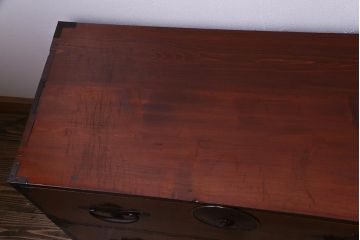 アンティーク家具　和製アンティーク　前面ケヤキ材　上品な和の雰囲気漂う会津箪笥(重ね箪笥、衣装箪笥)