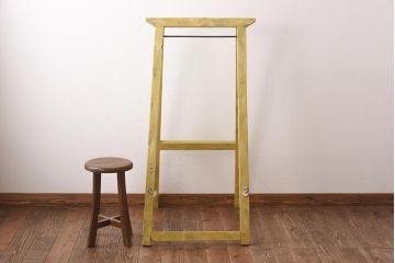 アンティーク雑貨　ペイント家具　シャビーな風合いがおしゃれなイーゼル(画架)