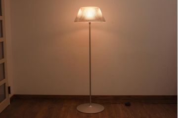 中古　イタリア　FLOS(フロス)　ROMEOMOON F(ロメオムーン) フロアスタンド(スタンドライト)(1)