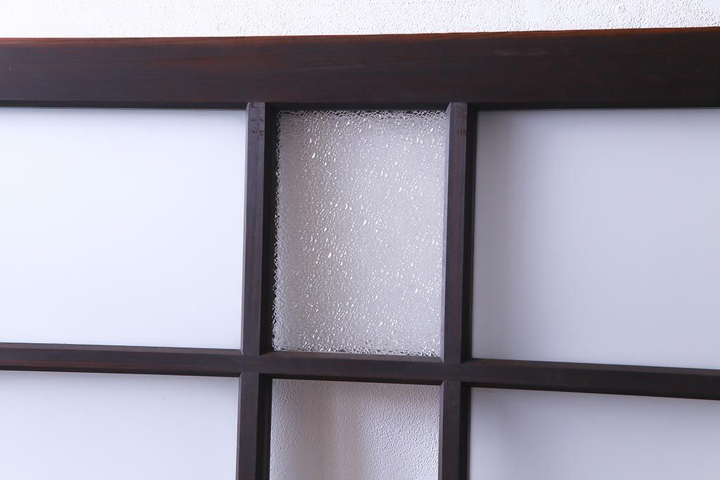 和製アンティーク　昭和初期　ダイヤガラス入り　和モダンな雰囲気漂う味わい深いガラス戸2枚セット(建具、引き戸)