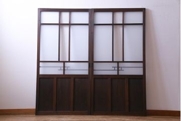 和製アンティーク　昭和初期　ダイヤガラス入り　和モダンな雰囲気漂う味わい深いガラス戸2枚セット(建具、引き戸)