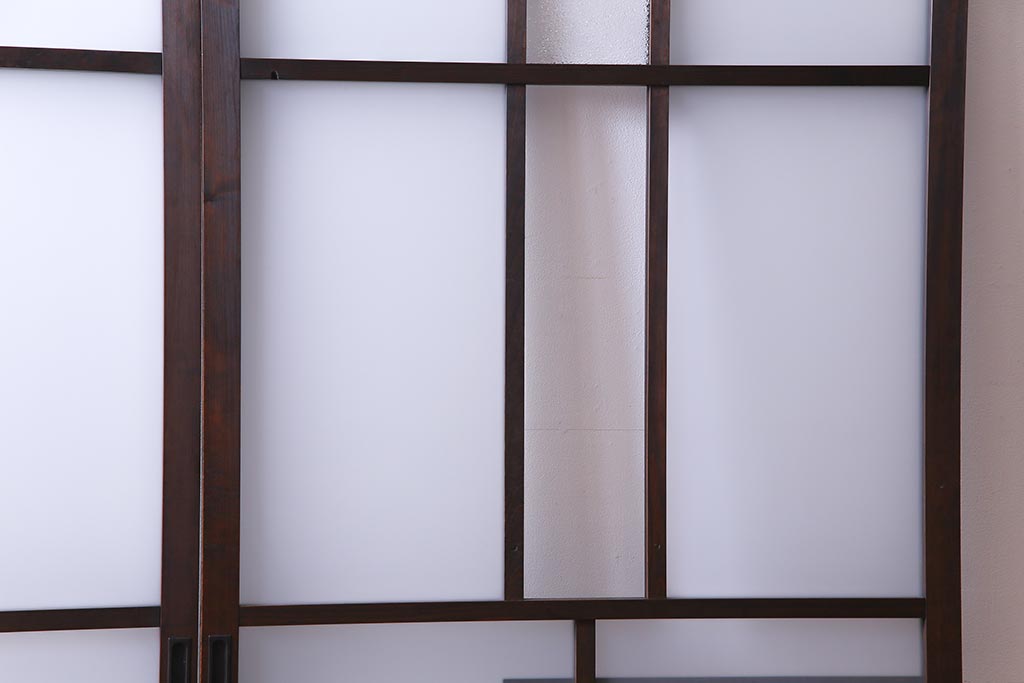 和製アンティーク　昭和初期　ダイヤガラス入り　和モダンな雰囲気漂う味わい深いガラス戸2枚セット(建具、引き戸)