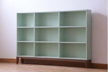 アンティーク家具　リメイク　爽やかなカラーが可愛らしい薄型オープンラック(収納棚、本棚)
