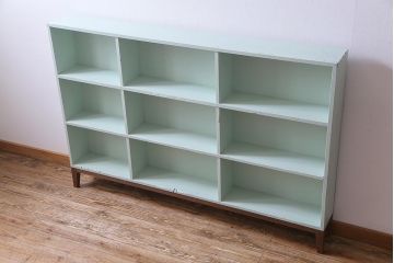 アンティーク家具　リメイク　爽やかなカラーが可愛らしい薄型オープンラック(収納棚、本棚)