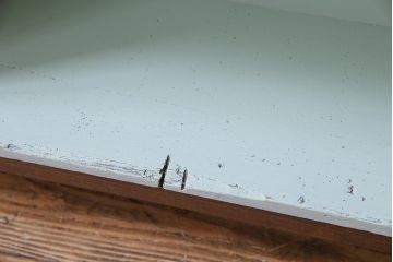 アンティーク家具　リメイク　爽やかなカラーが可愛らしい薄型オープンラック(収納棚、本棚)