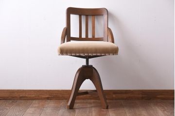 レトロ家具　ナラ材　柔らかな雰囲気が愛らしいレトロな回転チェア(回転椅子、イス)