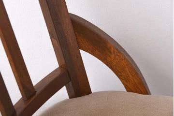 レトロ家具　ナラ材　柔らかな雰囲気が愛らしいレトロな回転チェア(回転椅子、イス)