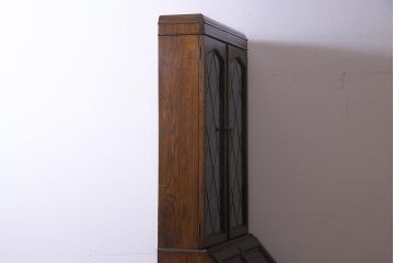アンティーク家具　イギリスアンティーク　オーク材　ステンドグラスの入ったシックなビューローブックケース(ライティングビューロー、本箱、チェスト)