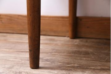 ヴィンテージ家具　北欧ビンテージ　曲線と直線のバランスがおしゃれなセンターテーブル(ローテーブル)