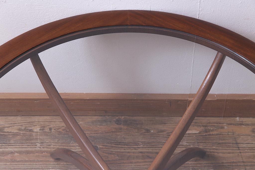 ヴィンテージ家具　北欧ビンテージ　G-plan(ジープラン)　チーク材　スタイリッシュな存在感を放つスパイダーコーヒーテーブル(センターテーブル)