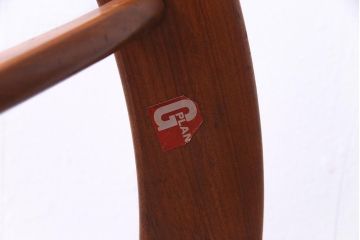 ヴィンテージ家具　北欧ビンテージ　G-plan(ジープラン)　チーク材　スタイリッシュな存在感を放つスパイダーコーヒーテーブル(センターテーブル)