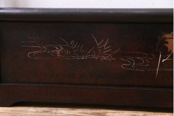 アンティーク雑貨　昭和中期　鶴図柄　フック付き　艶やかな漆塗りが上品な二つ折り衣桁