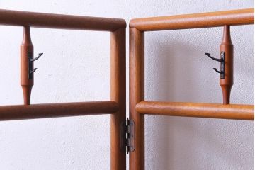 アンティーク雑貨　昭和中期　ニレ材　ナチュラルな雰囲気が取り入れやすい衣桁(ハンガーラック)