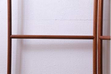 アンティーク雑貨　昭和中期　ニレ材　ナチュラルな雰囲気が取り入れやすい衣桁(ハンガーラック)