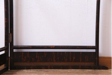 アンティーク雑貨　昭和中期　樹皮の様な模様が美しい上品な衣桁(ハンガーラック)