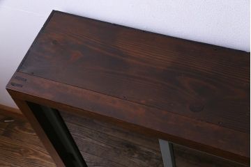 ペイント家具　青みのあるカラーが目を引くレトロな薄型収納棚(戸棚、サイドボード)