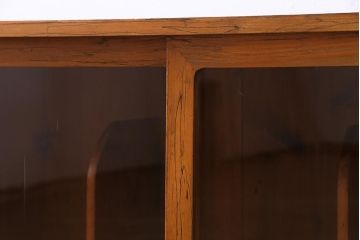レトロ家具　昭和中期　柿材・檜材　レトロな雰囲気が味わい感じるローボード(テレビボード、戸棚)