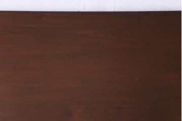 アンティーク家具　フランスアンティーク　ウォールナット材　クラシカルな取っ手がおしゃれなキャスター付きデスク(両袖机)