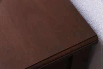 アンティーク家具　フランスアンティーク　ウォールナット材　クラシカルな取っ手がおしゃれなキャスター付きデスク(両袖机)