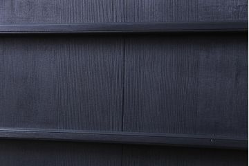 ペイント建具　横桟がアクセントの細身のドア(扉)