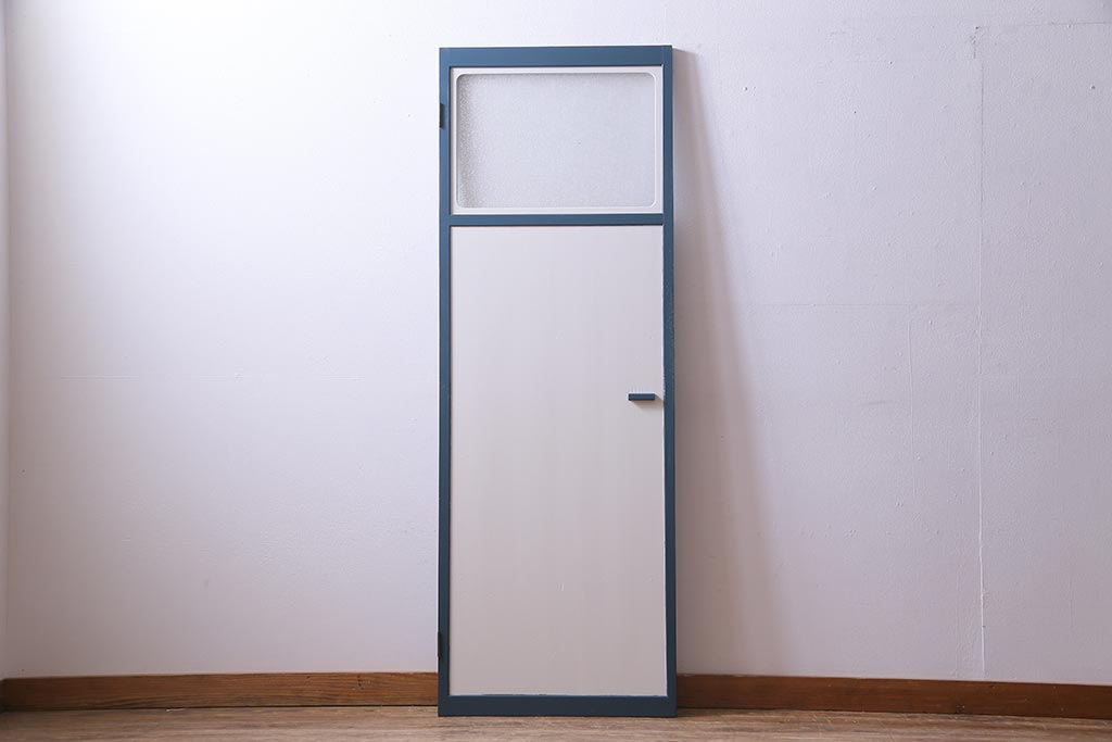 ペイント建具　ダイヤガラス入り　爽やかな色合いのドア(扉)