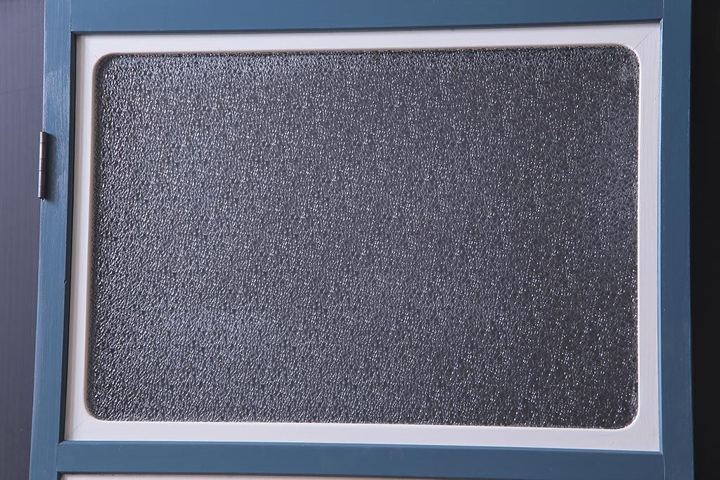 ペイント建具　ダイヤガラス入り　爽やかな色合いのドア(扉)