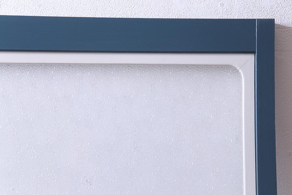 ペイント建具　ダイヤガラス入り　爽やかな色合いのドア(扉)