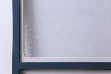 ペイント建具　ダイヤガラス入り　爽やかな色合いのドア(扉)