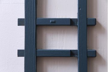 ペイント建具　ダイヤガラス入り　爽やかな色合いのドア(扉)