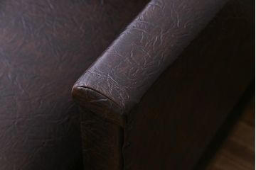 ヴィンテージ家具　ビンテージ　合皮　渋さが漂うメンズライクにおすすめなソファ(二人掛け)