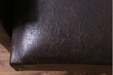 ヴィンテージ家具　ビンテージ　合皮　渋さが漂うメンズライクにおすすめなソファ(二人掛け)