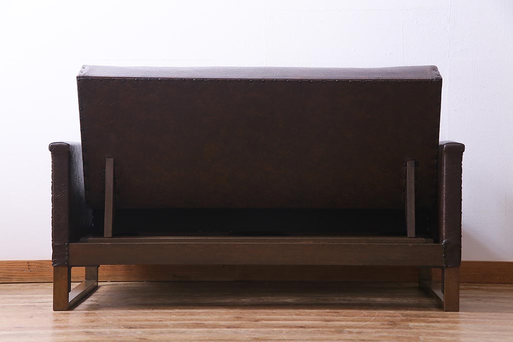 ヴィンテージ家具　ビンテージ　合皮　渋さが漂うメンズライクにおすすめなソファ(二人掛け)