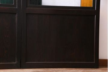 和製アンティーク　色ガラス・デザインガラス入り　ノスタルジックな雰囲気がお洒落な板戸2枚セット(建具、引き戸)