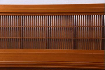昭和中期　極上品　腰板ケヤキ材　趣と品のある佇まいが魅力の万本格子戸2枚セット(引き戸、建具)