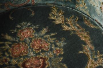 ヴィンテージ家具　ビンテージ　金華山張り　西洋家具とも馴染む華やかなラウンジソファ(一人掛けソファ)