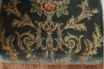 ヴィンテージ家具　ビンテージ　金華山張り　西洋家具とも馴染む華やかなラウンジソファ(一人掛けソファ)