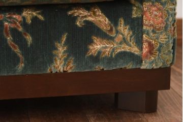 ヴィンテージ家具　ビンテージ　金華山張り　西洋家具とも馴染む華やかなラウンジソファ(一人掛けソファ)